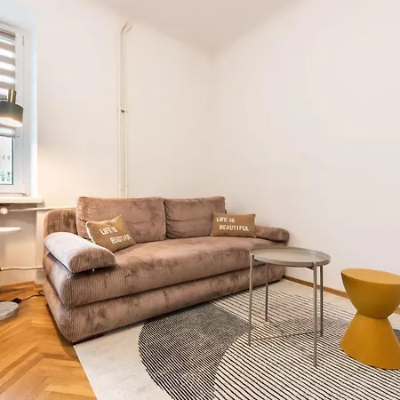 Metro Plac Wilsona Etno Apartament Varsavia Esterno foto
