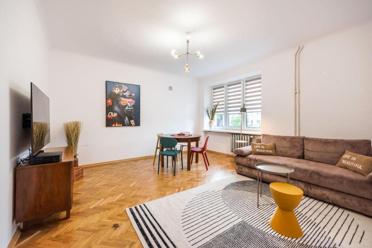 Apartment Metro Plac Wilsona Etno Warsaw