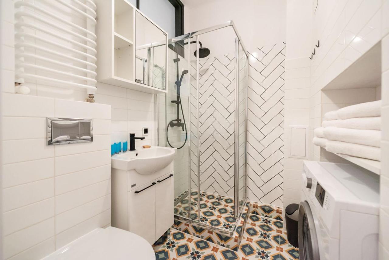 Apartment Metro Plac Wilsona Etno Warsaw